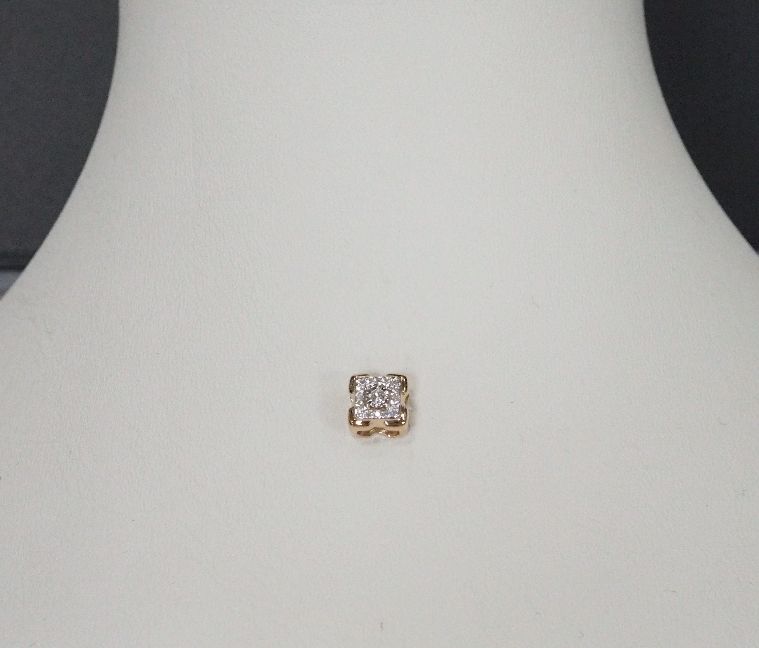 10411-000324 Подвеска (Au 585)